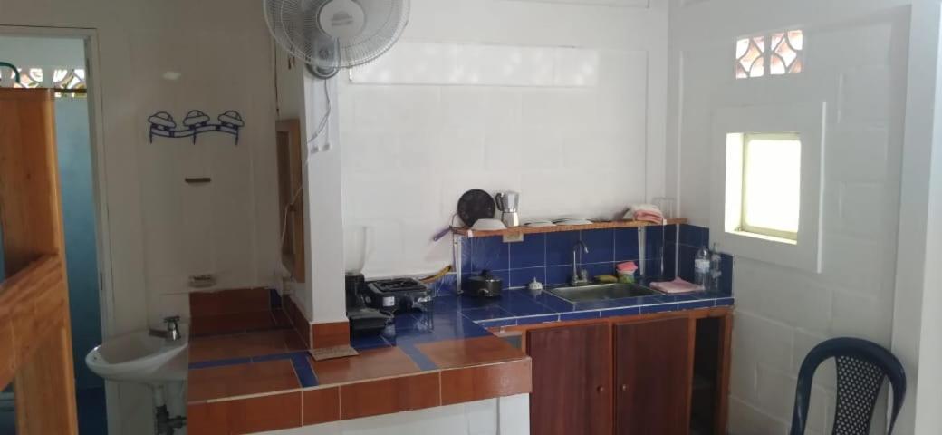 Habitacion Triple Con Cocina Y Bano Privado Necoclí Esterno foto